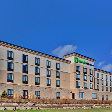 Holiday Inn Express Hotel & Suites Brockville By Ihg Екстер'єр фото
