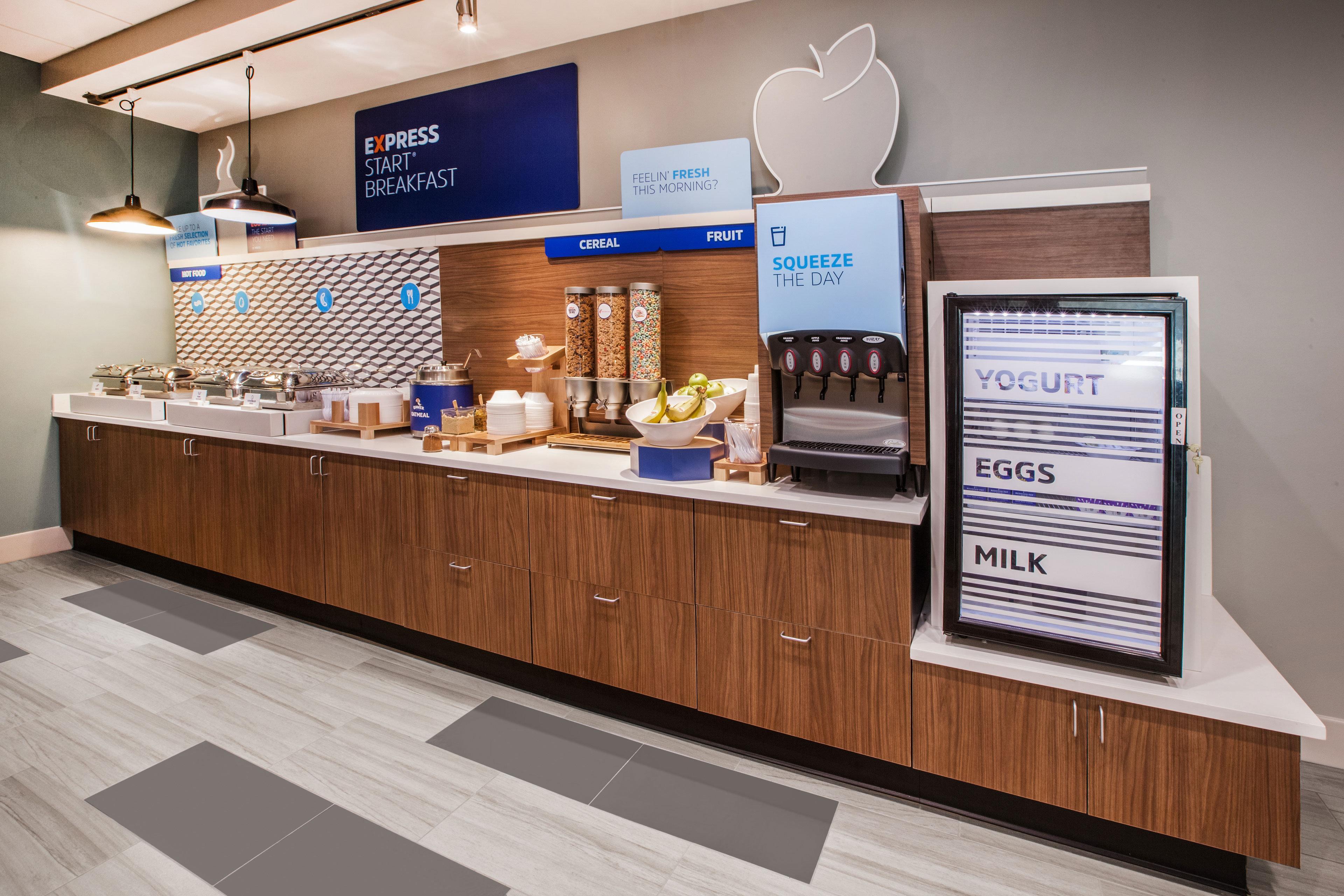 Holiday Inn Express Hotel & Suites Brockville By Ihg Екстер'єр фото