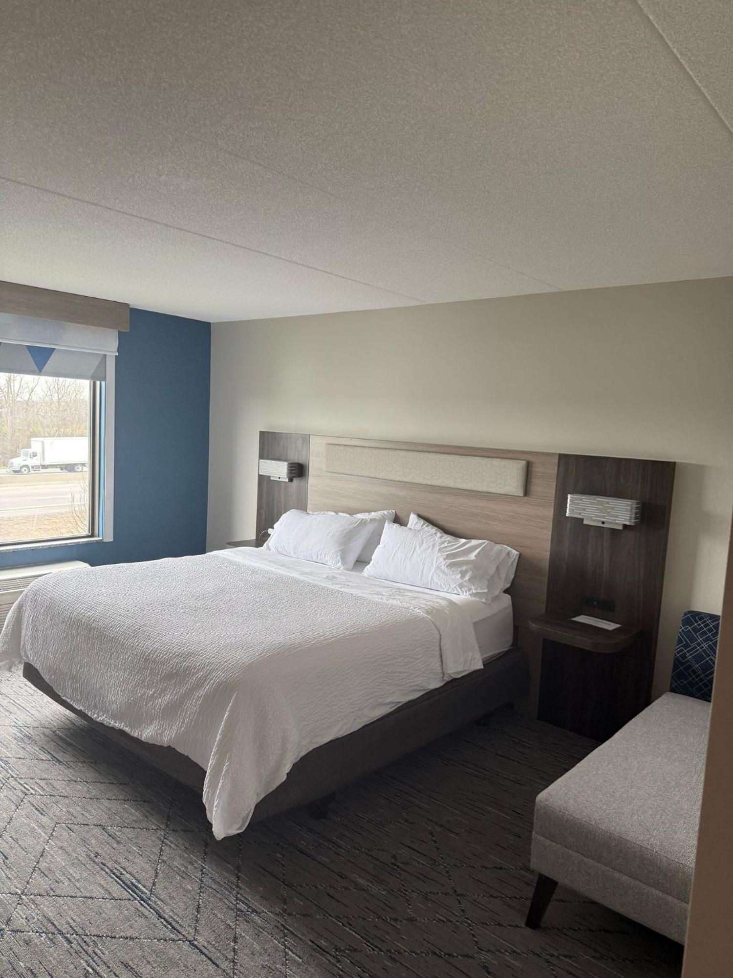 Holiday Inn Express Hotel & Suites Brockville By Ihg Екстер'єр фото