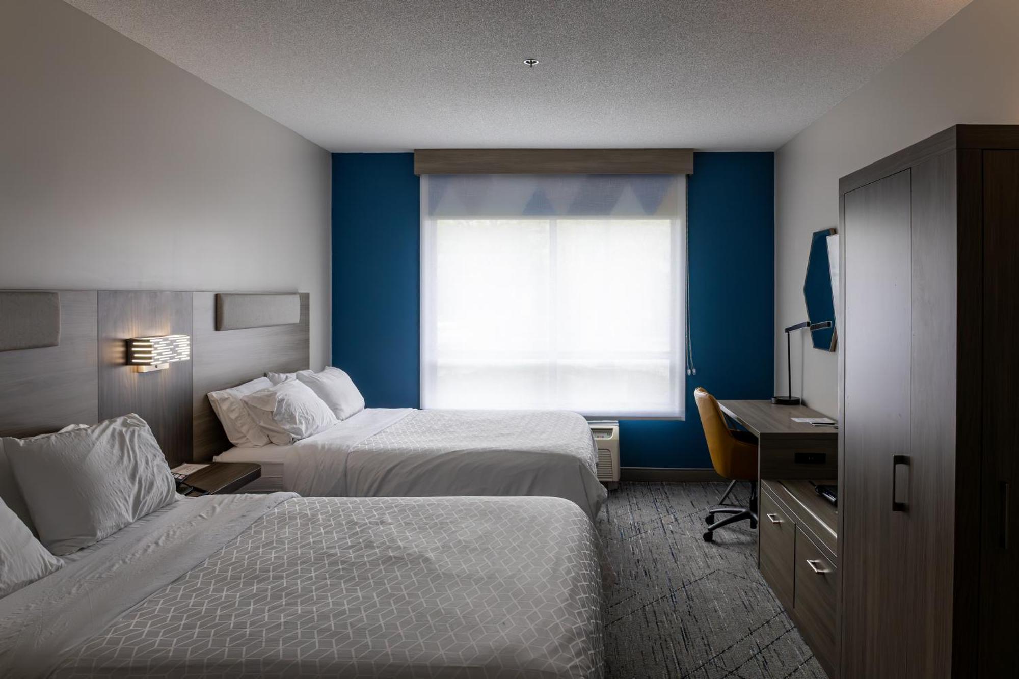 Holiday Inn Express Hotel & Suites Brockville By Ihg Екстер'єр фото