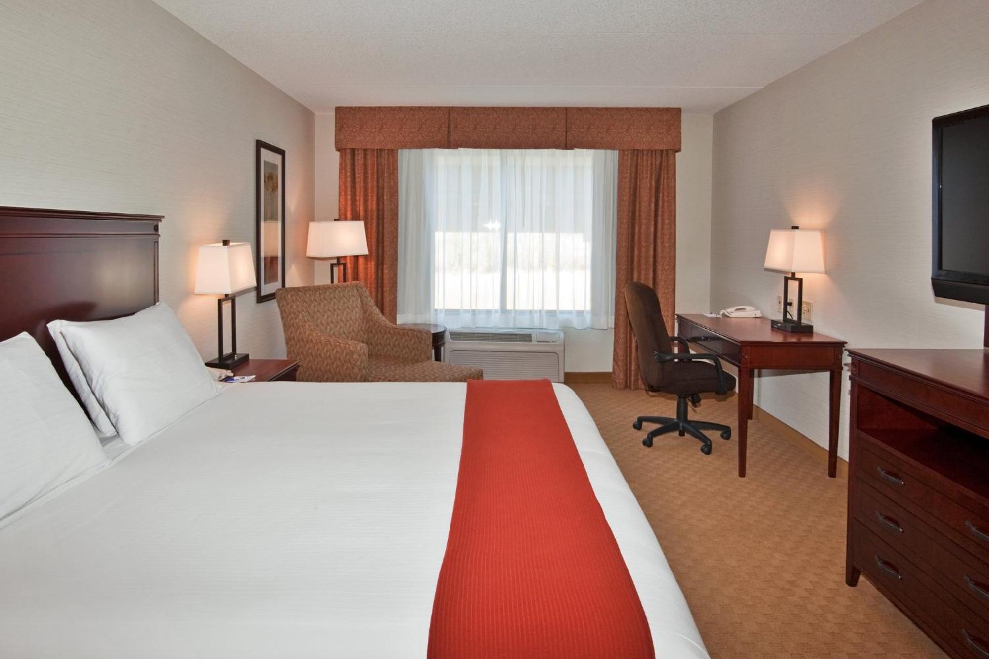 Holiday Inn Express Hotel & Suites Brockville By Ihg Екстер'єр фото