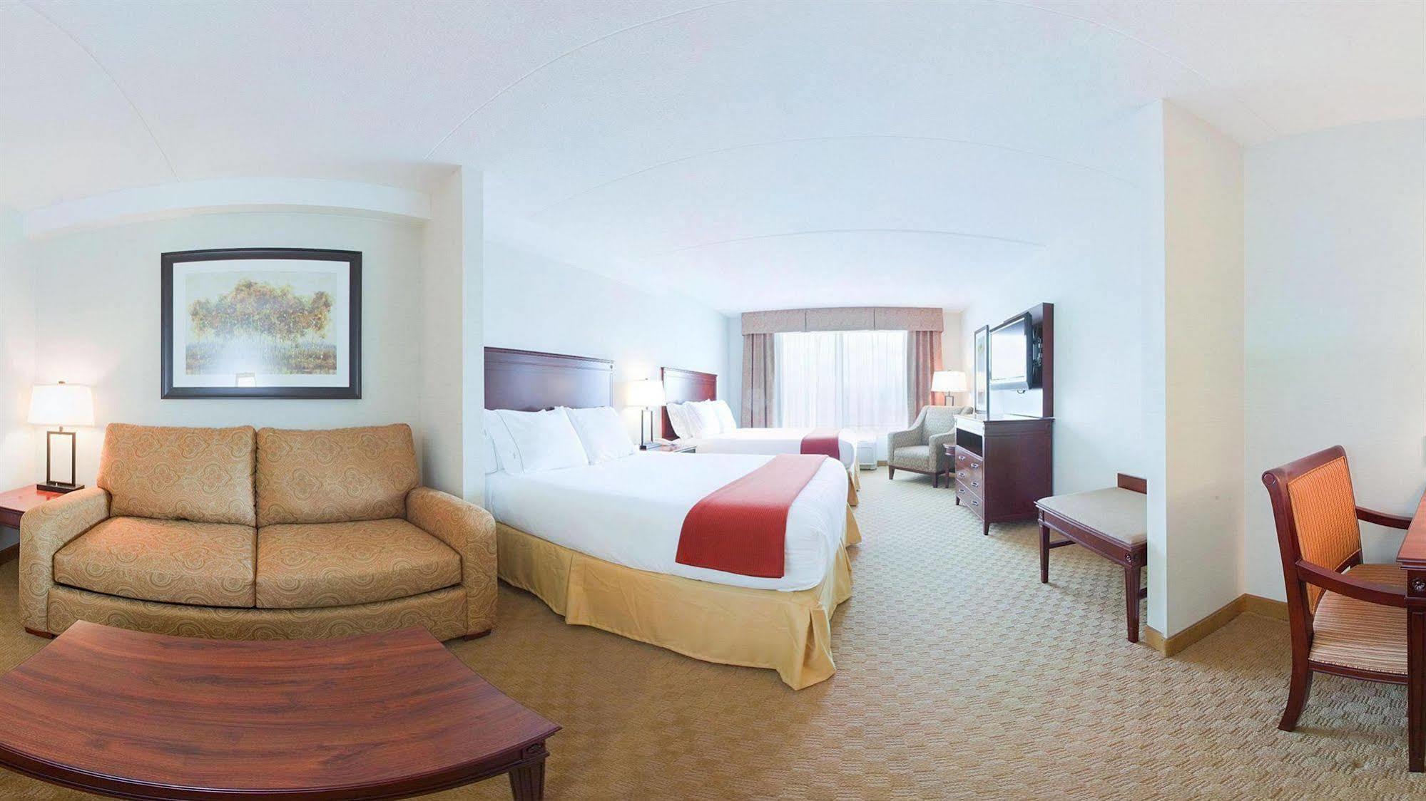 Holiday Inn Express Hotel & Suites Brockville By Ihg Екстер'єр фото